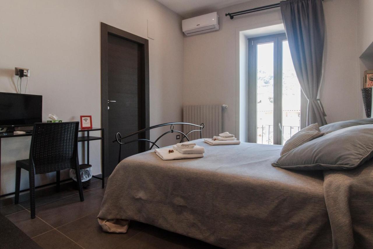 Napaje Bed & Breakfast Napoli Bagian luar foto